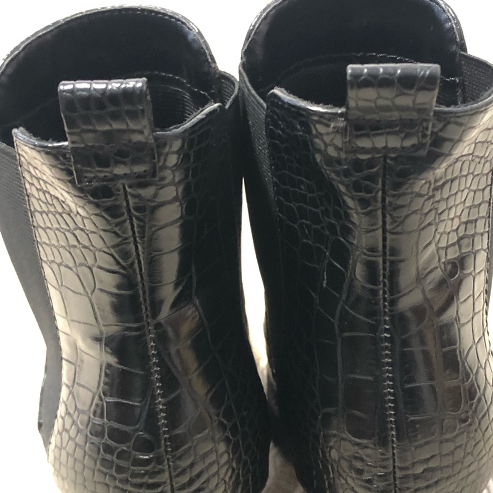 Soda Black Chunky Heeled Ankle Boots with crocodile/snake print - Picture 9 of 14